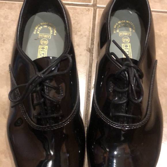 Barclay Shiny Men’s Oxford size 8W. Practically new! - Picture 9 of 16